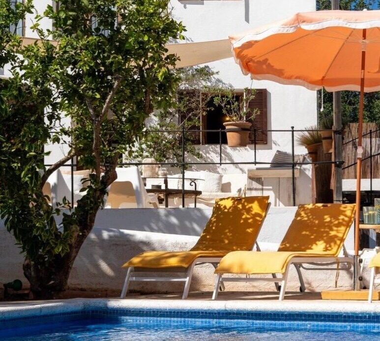 Geniet van zon, rust en comfort rondom de finca